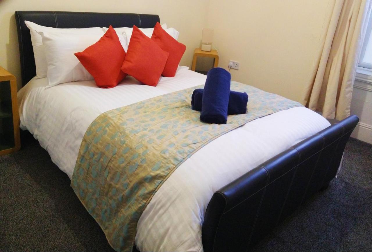 Derwent Street Apartment 2 - Self Contained - 2 Bed Self Catering Apartment Вёкингтон Экстерьер фото